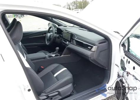 2025 Toyota Camry Se z USA, uszkodzony, nr VIN 4T1DBADK5SU024492